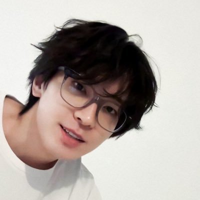 ⋆'s profile picture