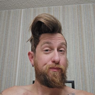 flluffy33's profile picture