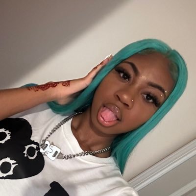 th33brat's profile picture