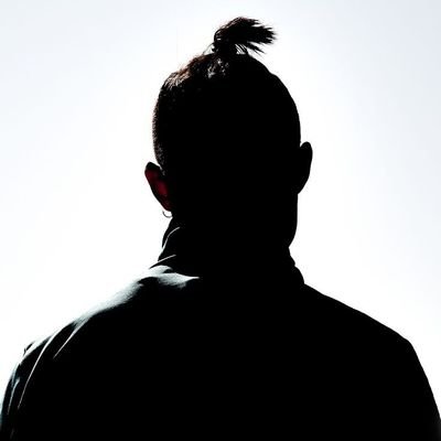 Pouri2022's profile picture