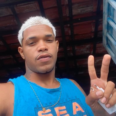 Guilher56569221's profile picture