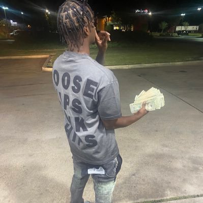 Too Easii's profile picture