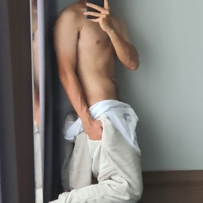 tUANsex2oo2's profile picture