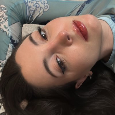 endingwithali's profile picture