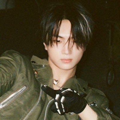 youngboshy's profile picture