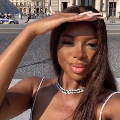 angie | manifestation queen's profile picture