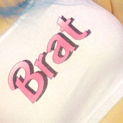 your favorite brat here ;)'s profile picture
