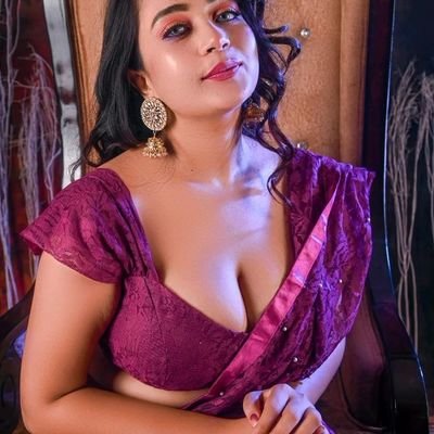 Deshi_Boudi's profile picture