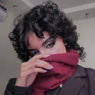 llart7's profile picture