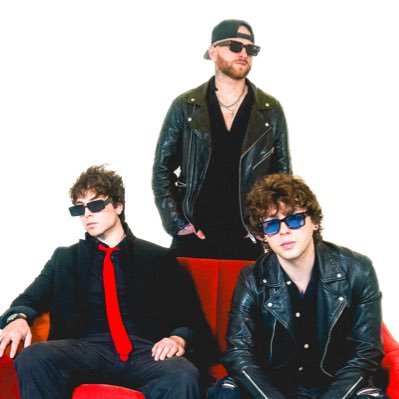 EmblemThree's profile picture