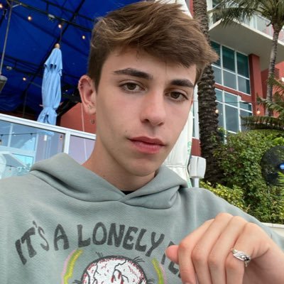 e__iij's profile picture