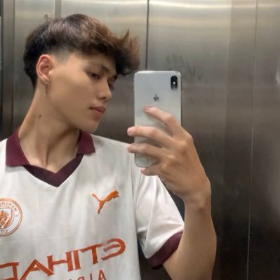 Hoang khang's profile picture