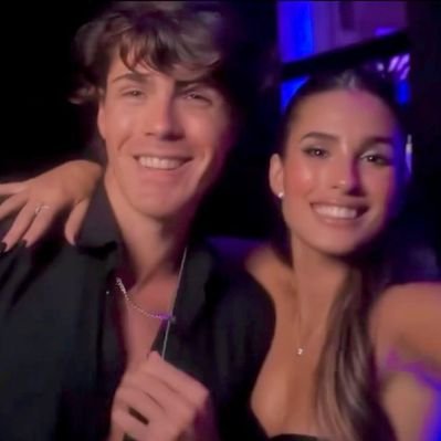 Updates Marcos y Juli 🧢🦋's profile picture