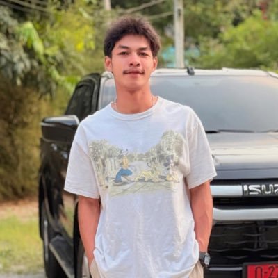ภัทรพล นิยมเดชา's profile picture