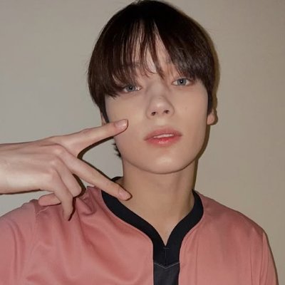 teg 특's profile picture