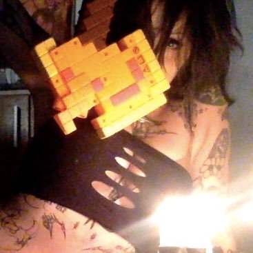 zombrii 🤍's profile picture