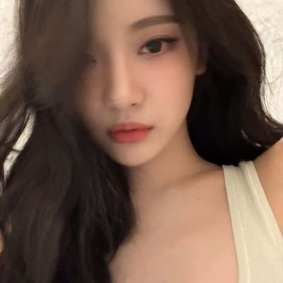 eningningj's profile picture