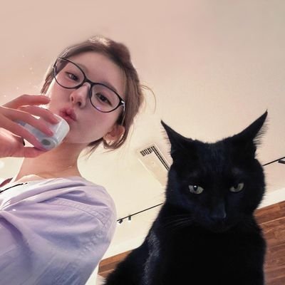 妍's profile picture