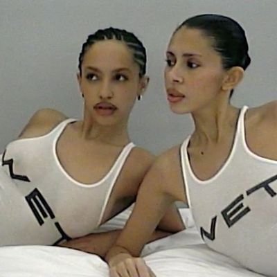 EbonyLightskinz's profile picture