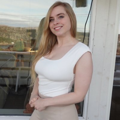 mrsplaystuff's profile picture