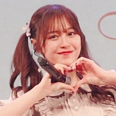 blackhairiscute's profile picture