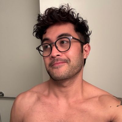 p1n3appl3ju1c3r's profile picture