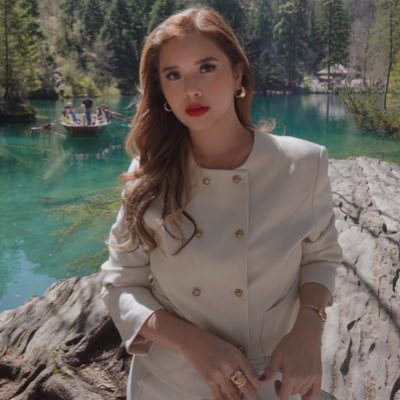 ⋆𐙚₊˚ Ezy 🕊️ | Real Estate ♡₊˚'s profile picture