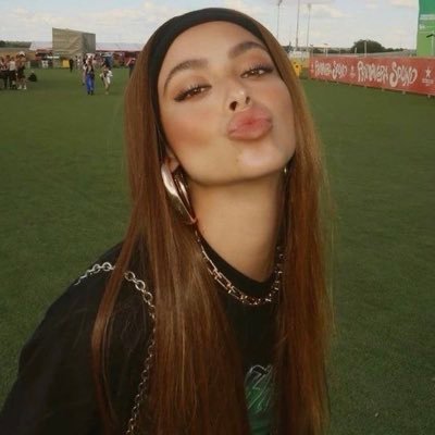 Isa's profile picture