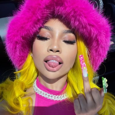 Skylar Marie 🌟's profile picture