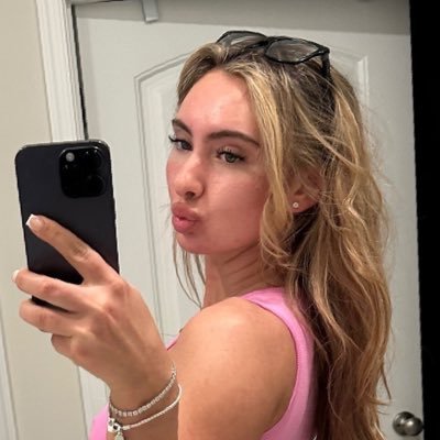 lovelyvaleread's profile picture