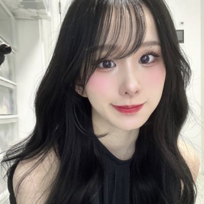 woonyachan's profile picture