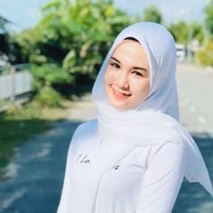 Maya 🌺's profile picture