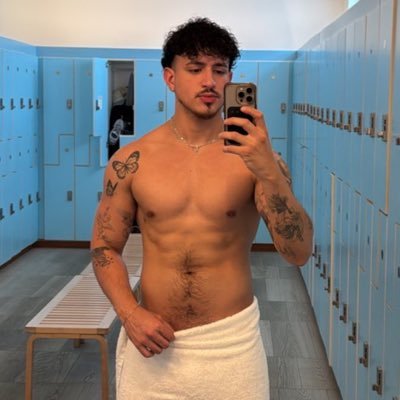 J's profile picture