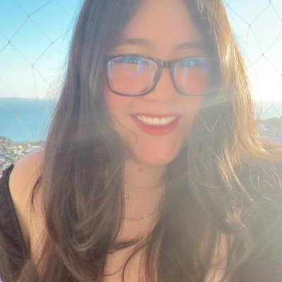 LizrenSweet's profile picture