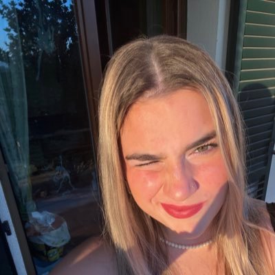 and 🪩 kiss all the time's profile picture