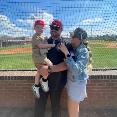 NikoBuentello's profile picture
