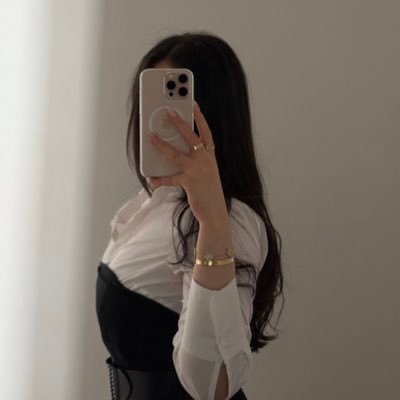 AneyarisTV's profile picture