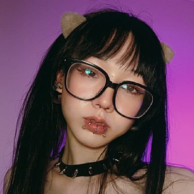 crocodile 😈 maia's profile picture