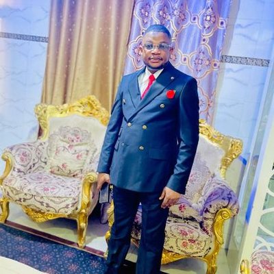 𝐉𝐄𝐀𝐍𝐍𝐎𝐓 𝐌𝐔𝐁𝐄𝐍𝐆𝐀's profile picture