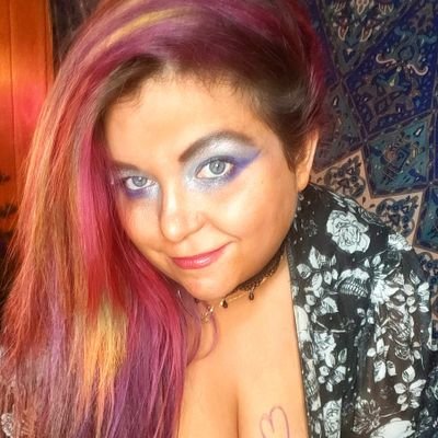 G0ldenare0las's profile picture