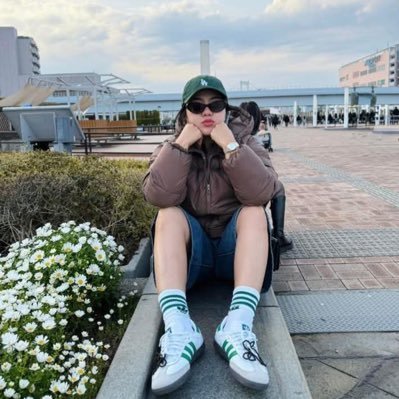 𝓣𝓲𝓬𝓴𝓽𝓸𝓴 🌤🧸's profile picture