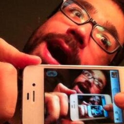 vicapow's profile picture