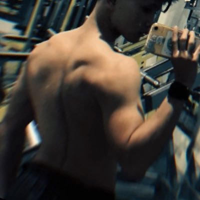 Larry75442832's profile picture