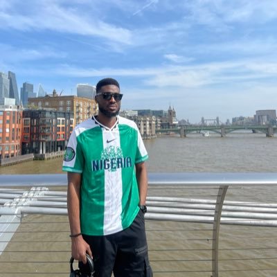 thewritingDJ's profile picture