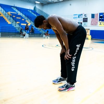 XavierJ0hnson's profile picture