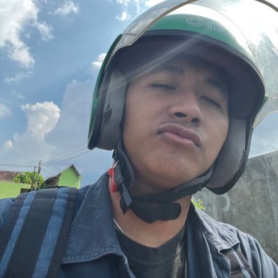 174 Cm's profile picture