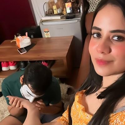 hina's profile picture