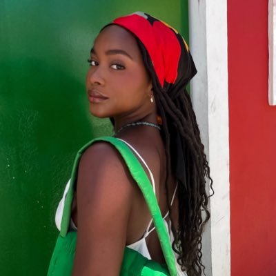 jujugil's profile picture