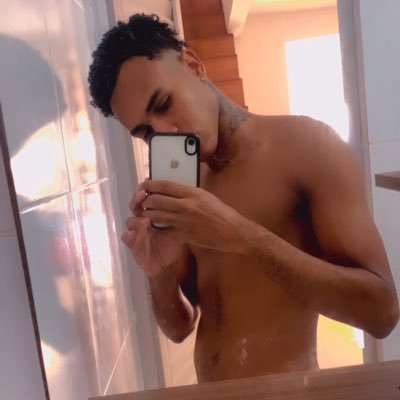 tsunamisantiago's profile picture