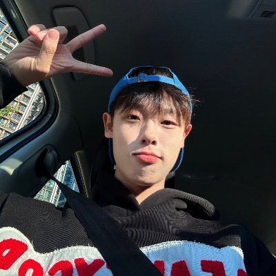 lizirn21111's profile picture
